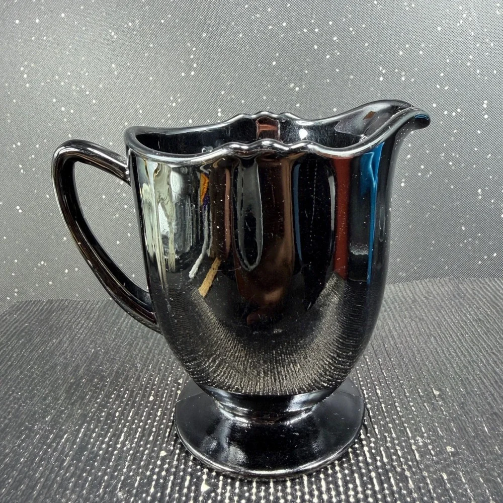 New Martinsville Black Amethyst Glass Creamer and Sugar Bowl Set Scalloped